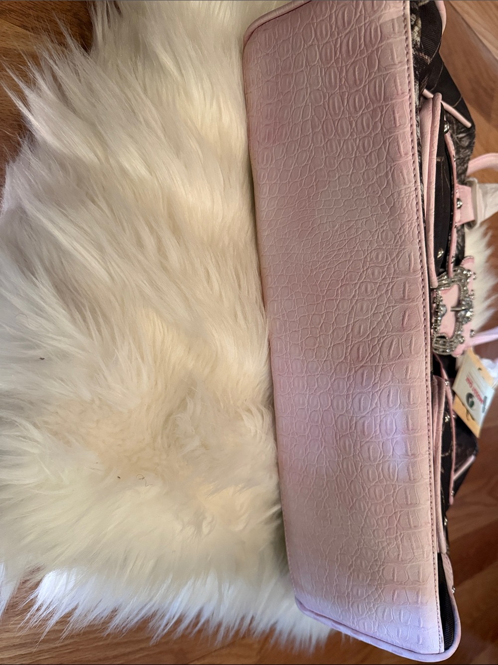 Mossy Oak Camo Satchel with Pink Trim and Stud Accents - Picture 4 of 7